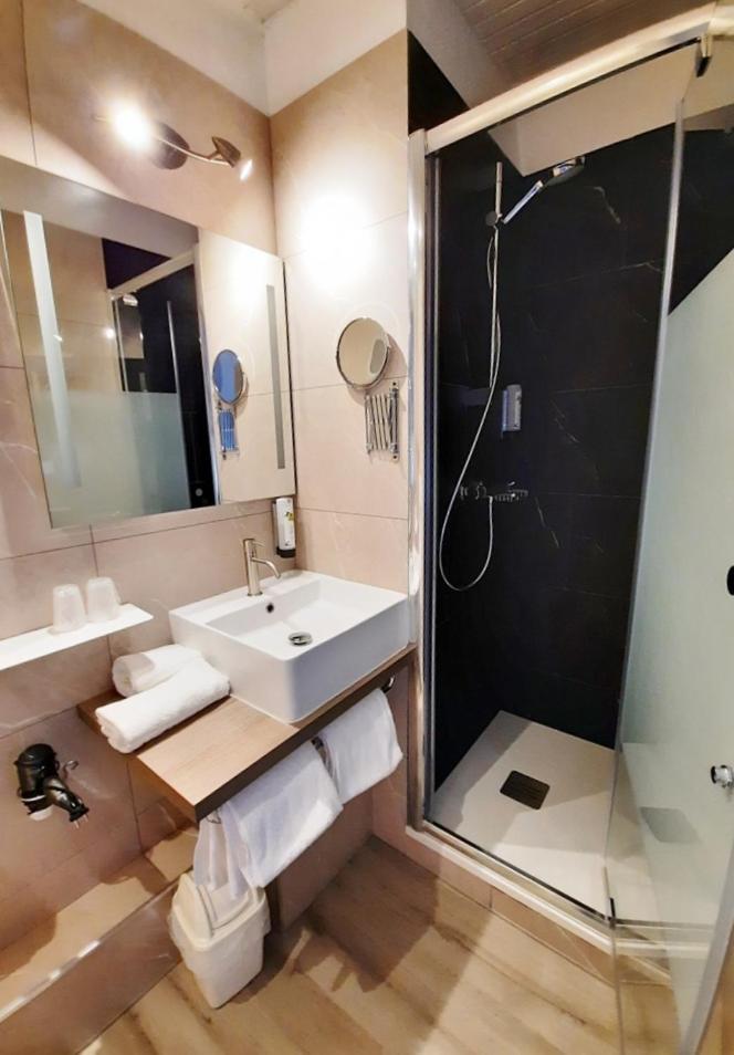 Logis Hotel Majestic Chatelaillon Plage - La Rochelle Oda fotoğraf